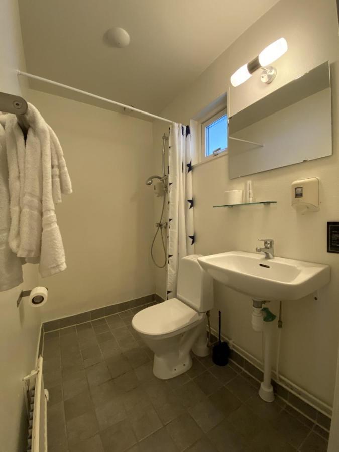 Nordby Hotell Lervik Exterior photo